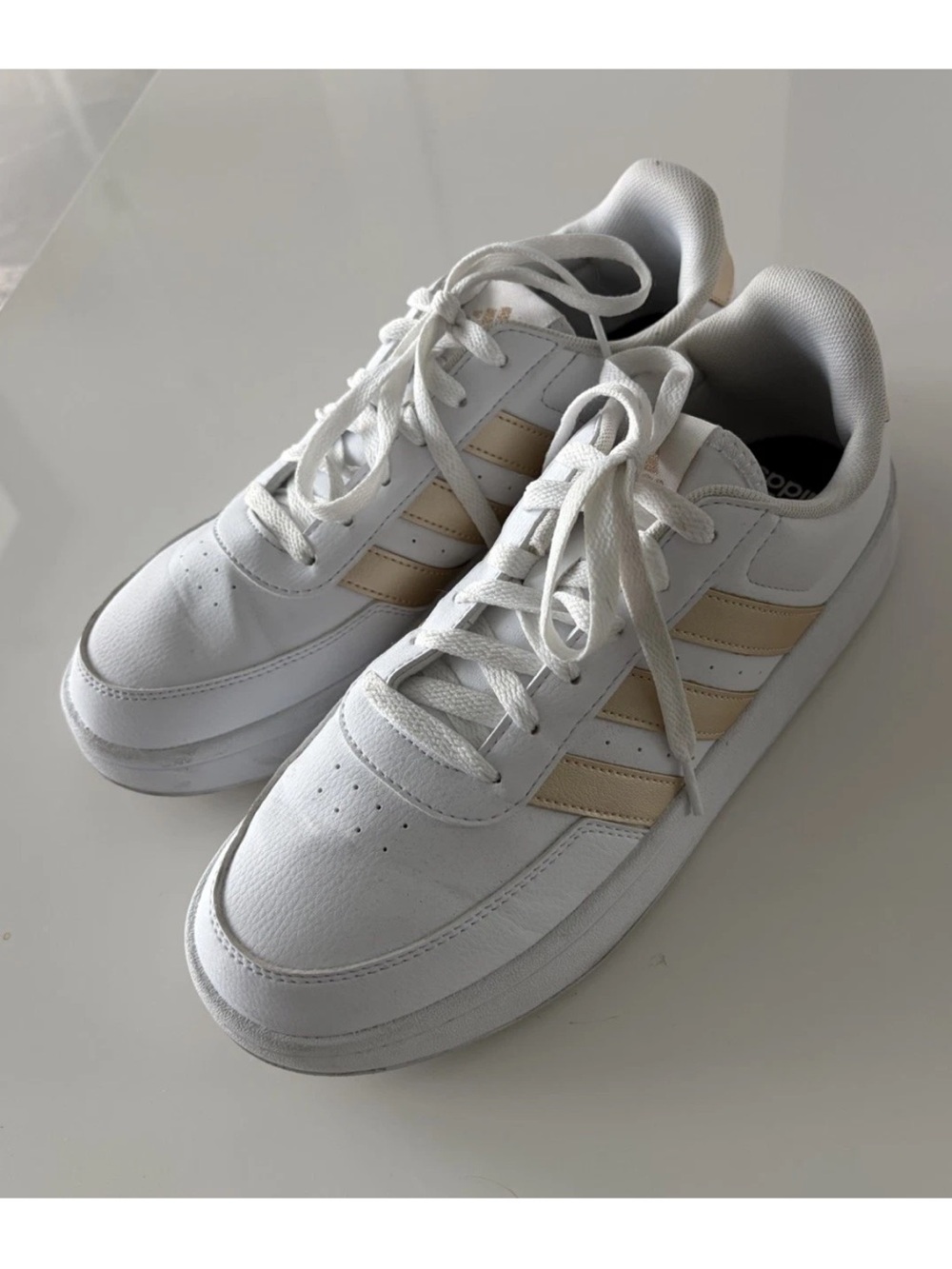 Women’s adidas Breaknet 2.0 White Sneakers with Beige Stripes US 10 UK 8.5